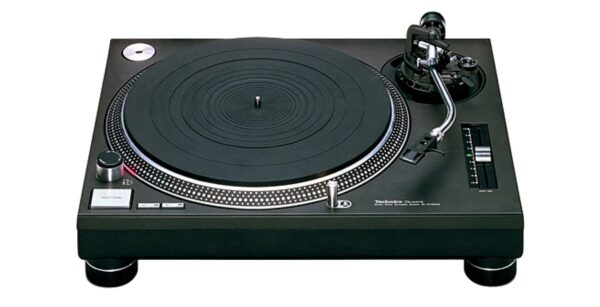 Technics SL-1210 MK2-XG Plattenspieler Vorderansicht zum Mieten